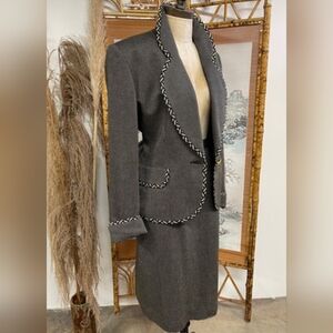 Christian Dior Women’s Herringbone Suit Set. Size 8‎